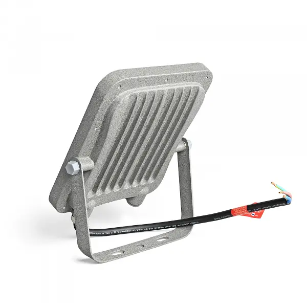 LED прожектор PREMIUM VIDEX F2 30W 5000K AC/DC12-48V - фото 4