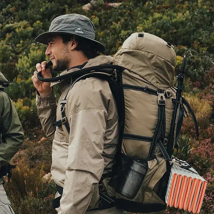 Рюкзак Naturehike NH70B070-B 70 л + 5 л світло-коричневий - фото 6