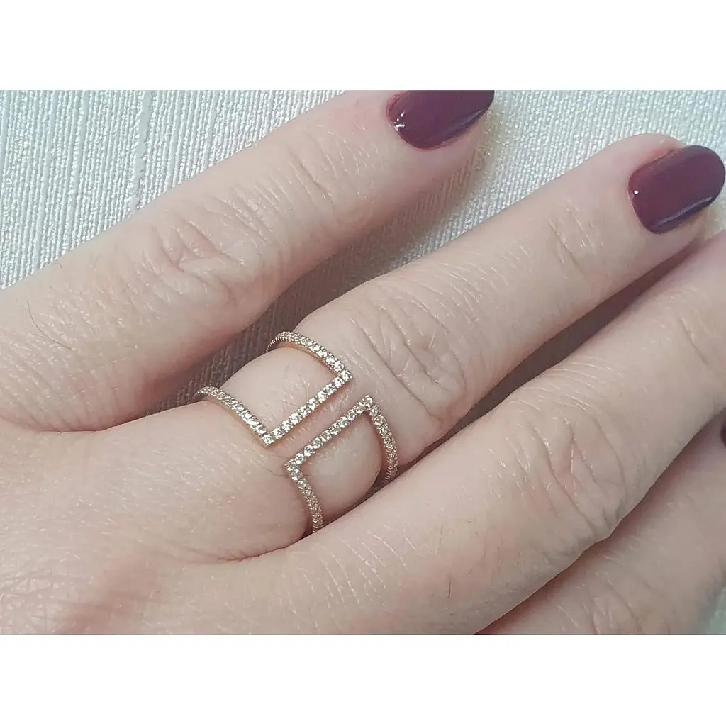 Золоте незамкнене кільце Харківська ювелірна фабрика з фіанітами. 700101 17 - фото 2