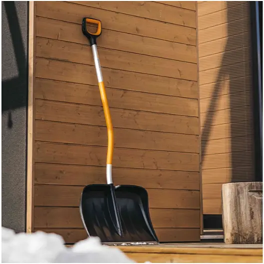 Скрепер для прибирання снігу Fiskars X-series вигнутий (1057186) - фото 4