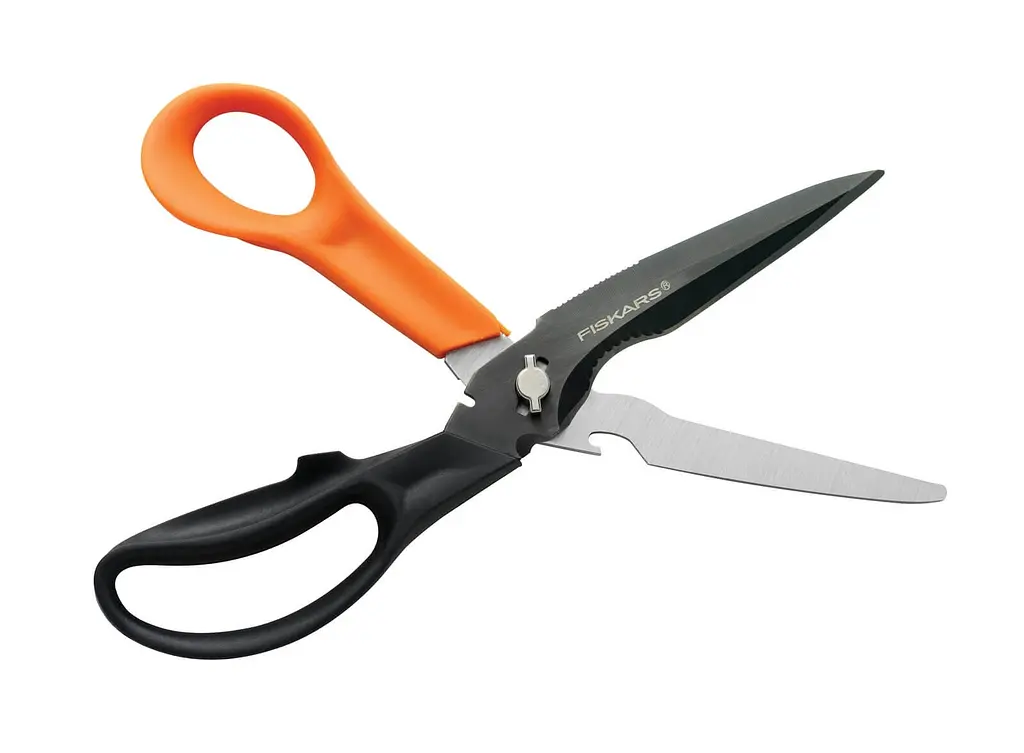 Багатофункціональні ножиці Fiskars Cuts + More 23 см леза з титановим покриттям 1000809 - фото 8