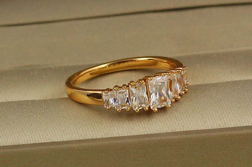 Кільце Xuping Jewelry мадам р 20 золотисте - фото 2
