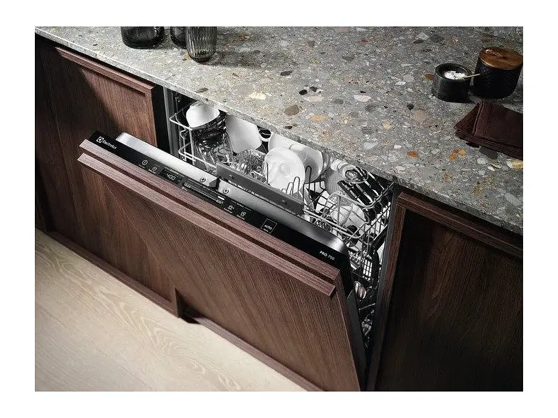 Встраиваемая посудомоечная машина Electrolux EES47320L - фото 5