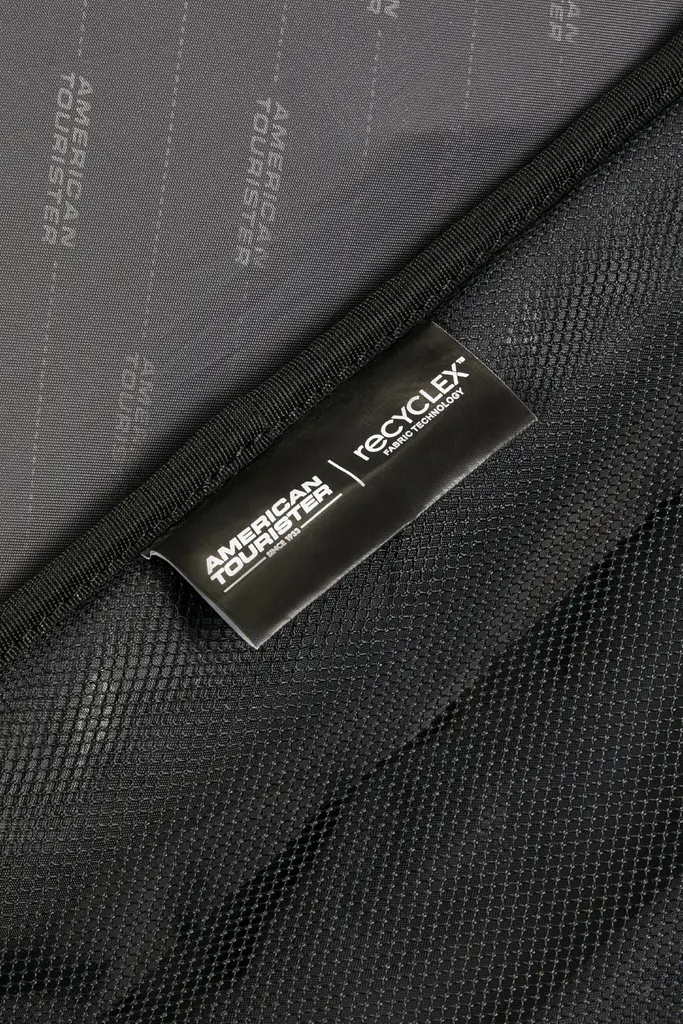Дорожня Сумка На Колесах American Tourister URBAN TRACK KHAKI 55x35x20 MD1*94001 - фото 5