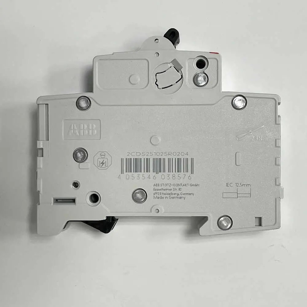 Автоматичний вимикач ABB SZ201-C20 ( 2CDS251025R0204 ) - фото 2