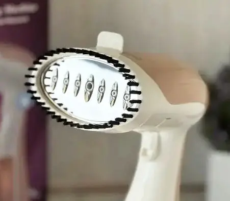 Отпариватель RAF R.1214 ручной утюг щетка для одежды дома и штор с насадками Бежевый - фото 5