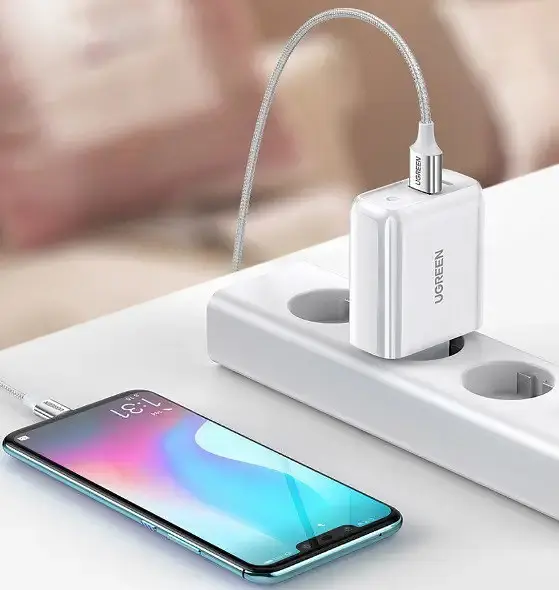Адаптер питания для телефона Ugreen CD170 White USB+USB Type-C Wall Charger 36W 3A - фото 5