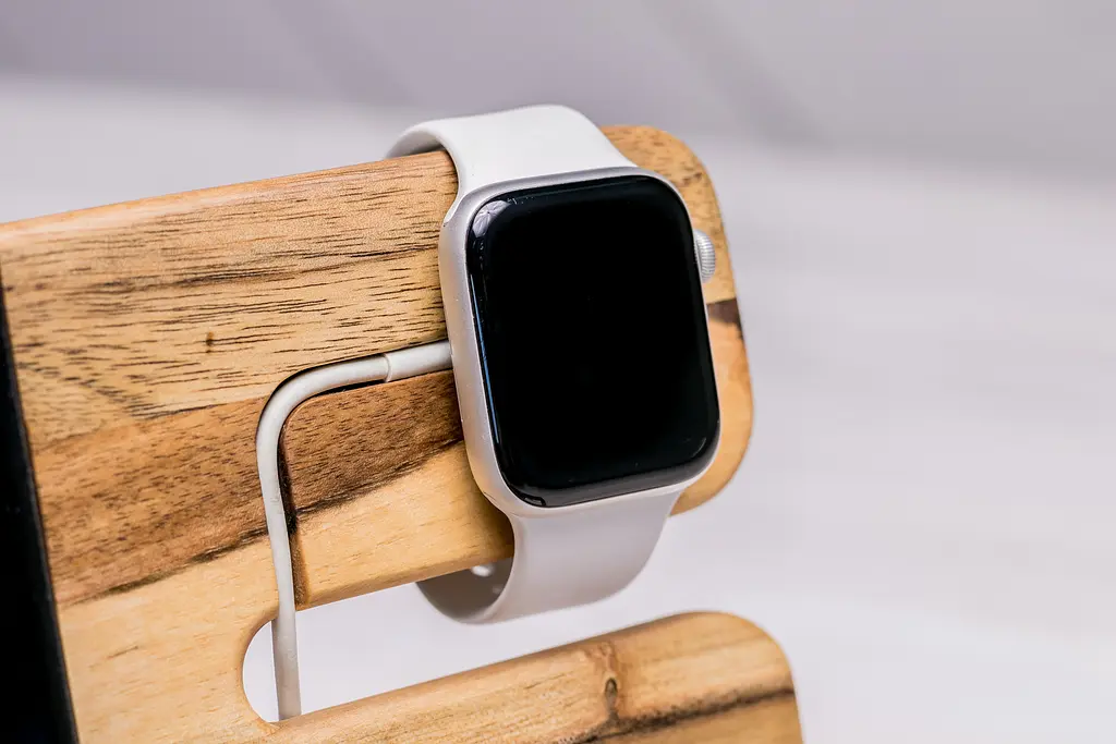 Багатофункціональний органайзер для смартфона Apple ecoWalnut 300x231x210 мм - фото 5