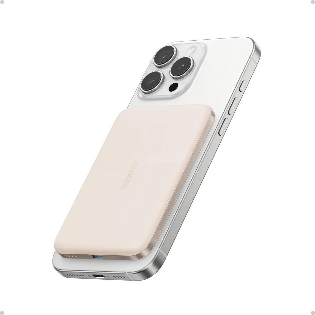 Магнитный ультратонкий павербанк Anker A1665 5000 мАч 20 Вт с беспроводной зарядкой MagSafe для iPhone розовый - фото 2