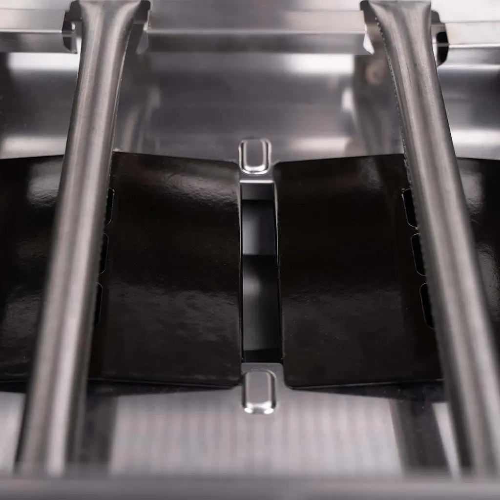 Газовый гриль Santos S-318 Black с боковой и задней горелкой черный (900273) - фото 7