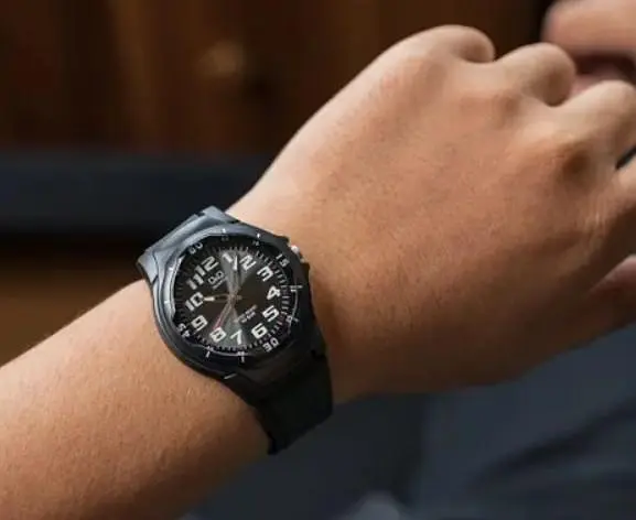 Годинник Q&Q VP58J002Y - фото 2