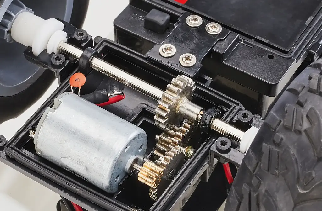 Машинка Revell Mercedes G-Class на управлении 1:18 черный 24463 - фото 4