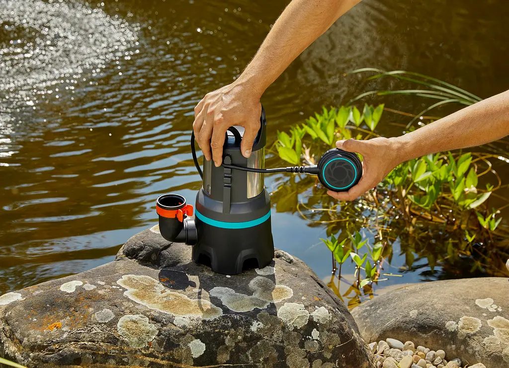 Насос дренажний для брудної води Gardena 16000 (09042-20.000.00) - фото 11