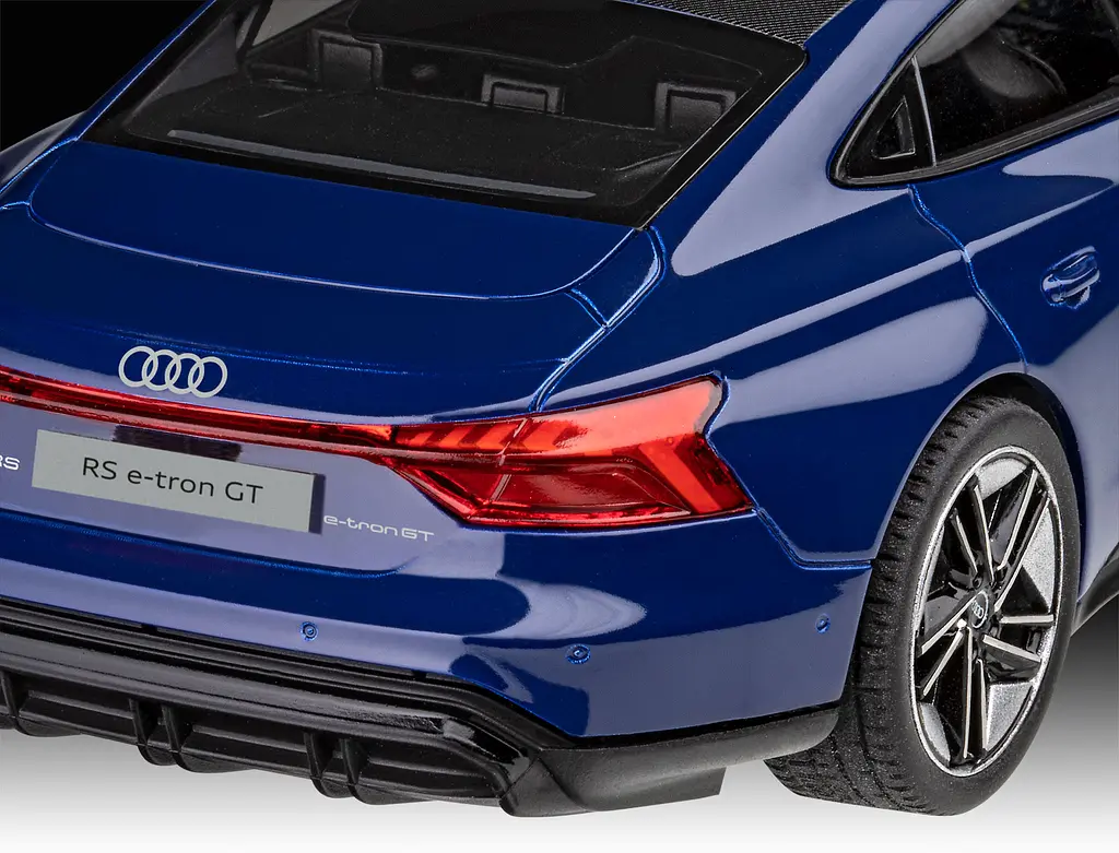 Конструктор дитячий автомобіль Audi RS e-tron GT Revell 07698 - фото 4