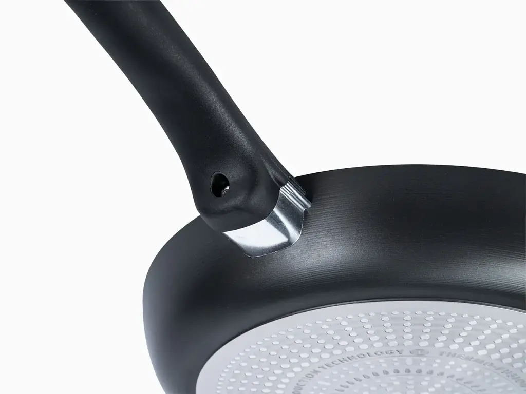 Сковорода універсальна Tefal Ultimate 28 см  Titanium 3Х (G2680672), з тришаровим титановим антипригарним покриттям Titanium 3Х - фото 7