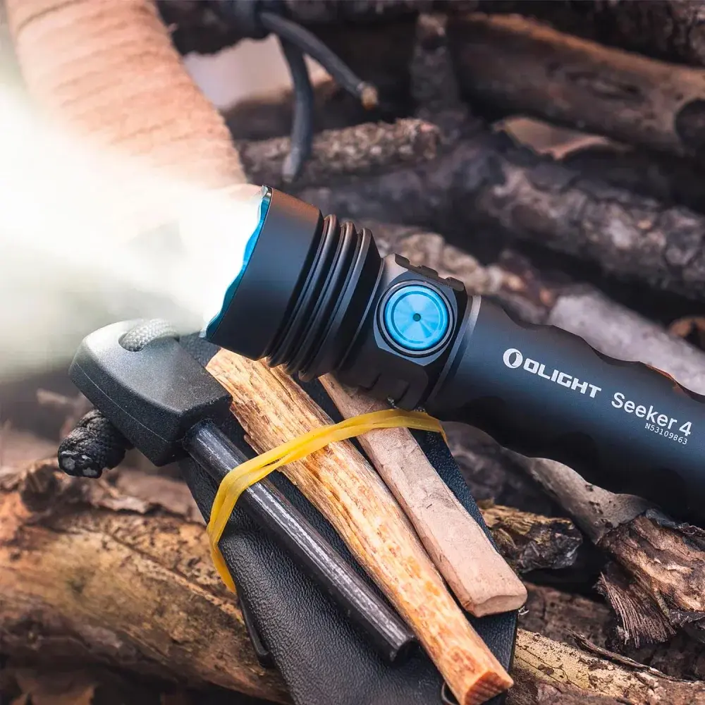 Фонарь Olight Seeker 4 Matte Black - фото 9