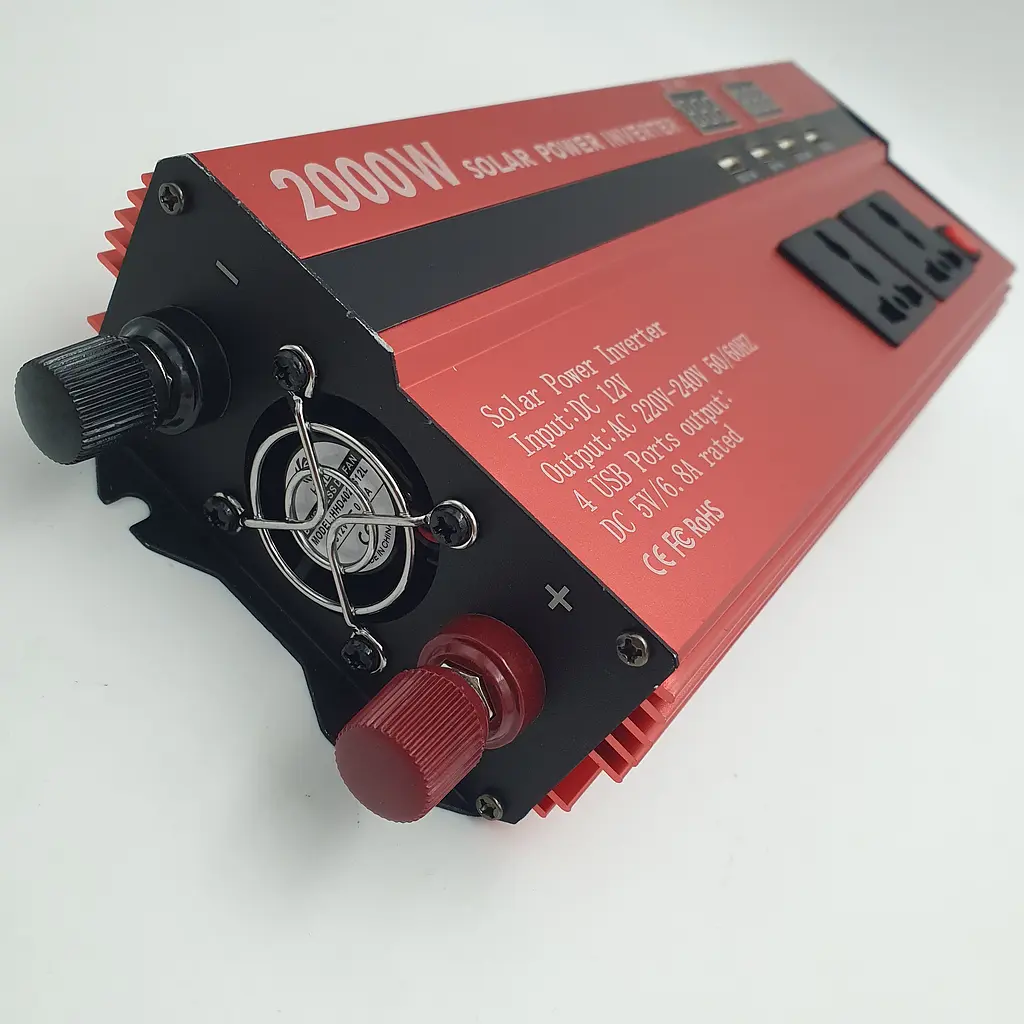 Автоінвертор 12 V-220 V перетворювач напруги 2000 W на виході 3 розетки та 4 USB-порти UKC AC/DC - фото 4