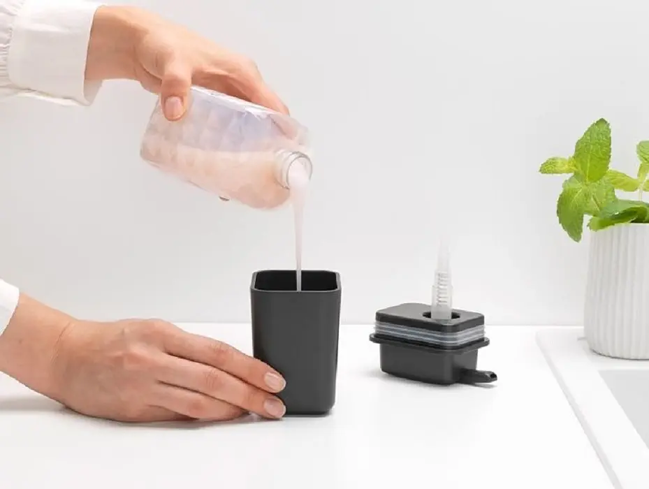 Диспенсер для мыла Brabantia Sink Side, 200 мл, темно-серый (302503) - фото 3