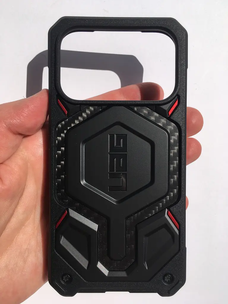Чохол протиударний UAG Monarch Pro MagSafe для iPhone 17 Pro Carbon Fiber 114513119042 - фото 8