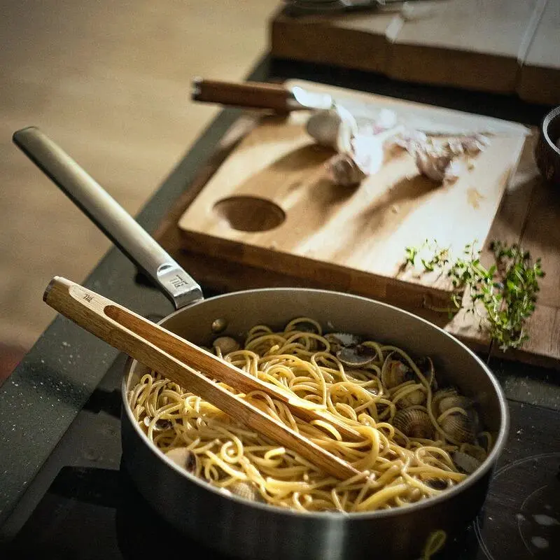 Сотейник Fiskars Norden з мінеральним покриттям з кришкою 26 см (1067634) - фото 5