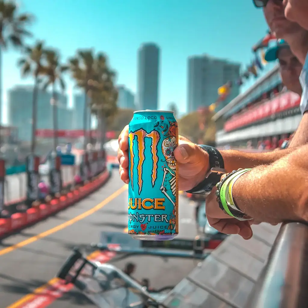 Напій енергетичний безалкогольний Monster Energy Mango Loco 0.5 л (896727) - фото 2