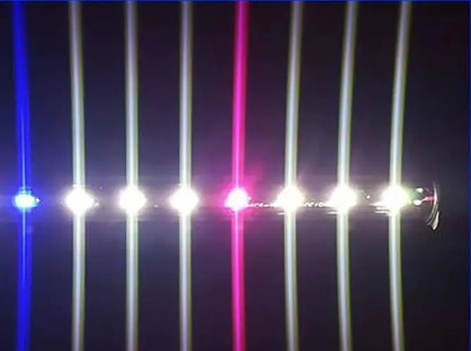 Занурювальний світильник для акваріума Xilong T4-30E LED 4.7 Вт біло-синьо-рожевий 26.5 см - фото 2