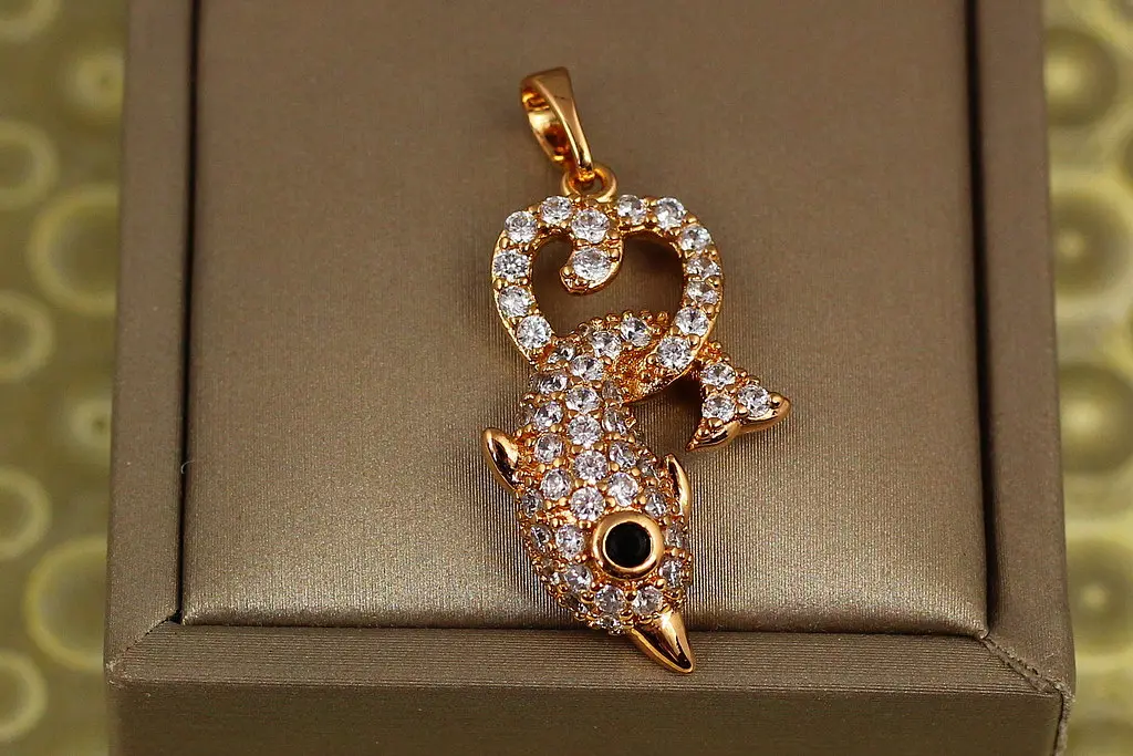 Кулон Xuping Jewelry дельфін у серці 2.8 см золотистий