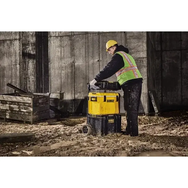 Ящик для інструментів DeWALT TOUGHSYSTEM 2.0 555х375х317 мм, з лотком (DWST83294-1) - фото 7