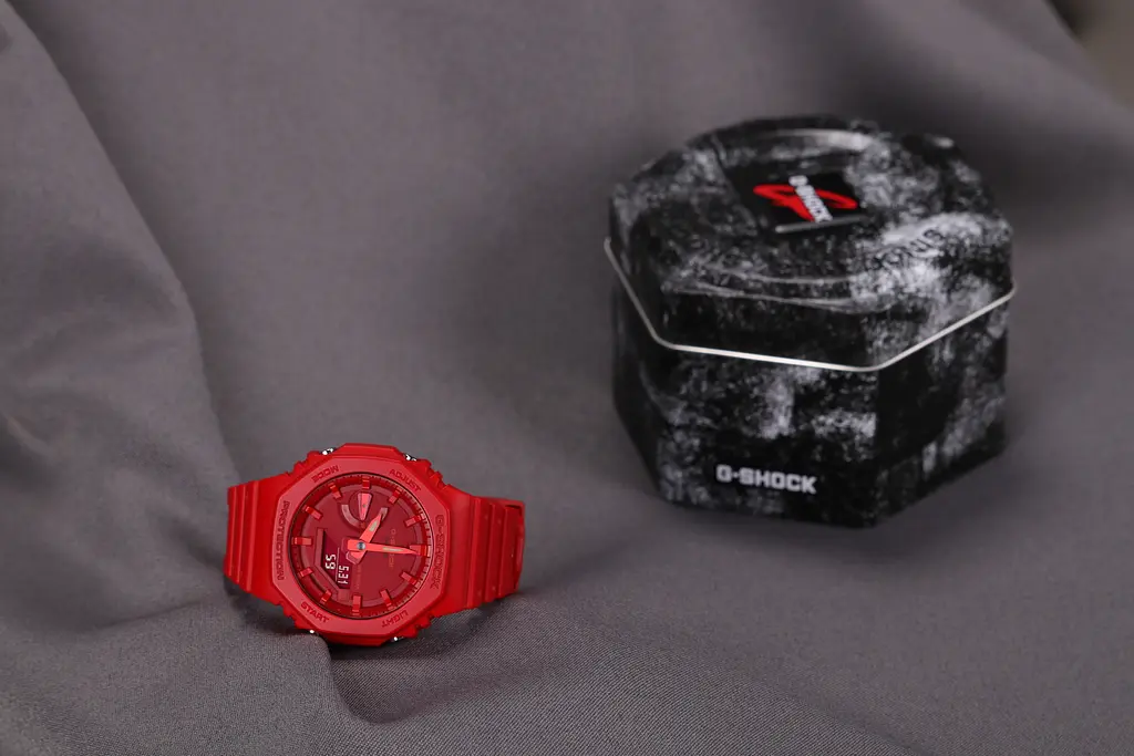 Годинник Casio G-Shock GA-2100-4AER - фото 2