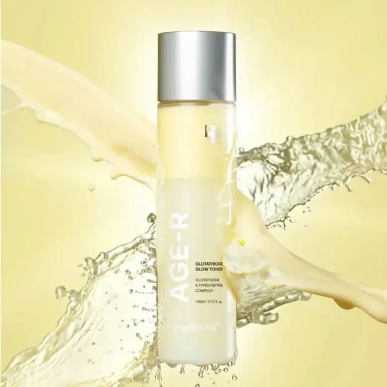 Тонер-молочко с глутатионом для осветления и сияния кожи AGE-R Medicube 140 мл - фото 2