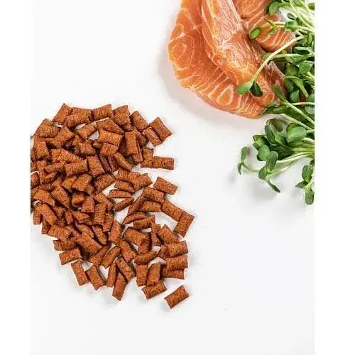 Хрумкі ласощі Savory Snack Подушечки для вибагливих котів з лососем 60 г - фото 5