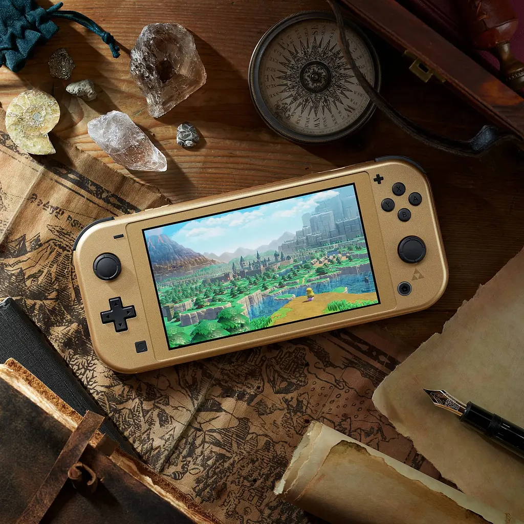 Портативна ігрова консоль Nintendo Switch Lite Hyrule Edition (0045496453893) - фото 4