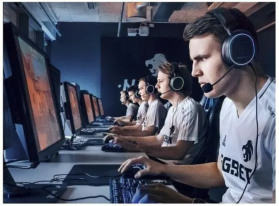 Навушники SteelSeries ігрова гарнітура з мікрофоном Arctis Pro (61486) - фото 7