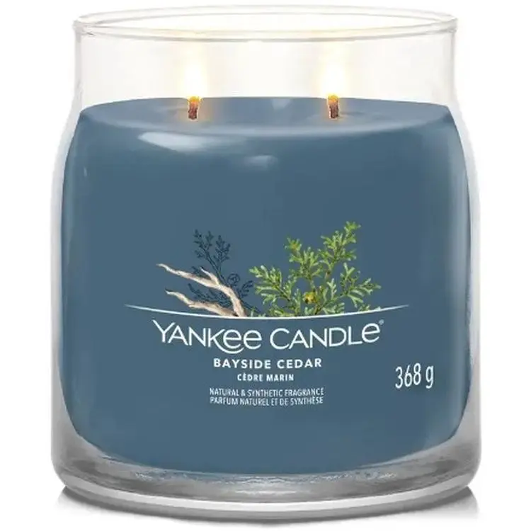 Свічка Yankee Candle Medium Bayside Cedar Прибережний кедр 368 г (1630014E) - фото 2