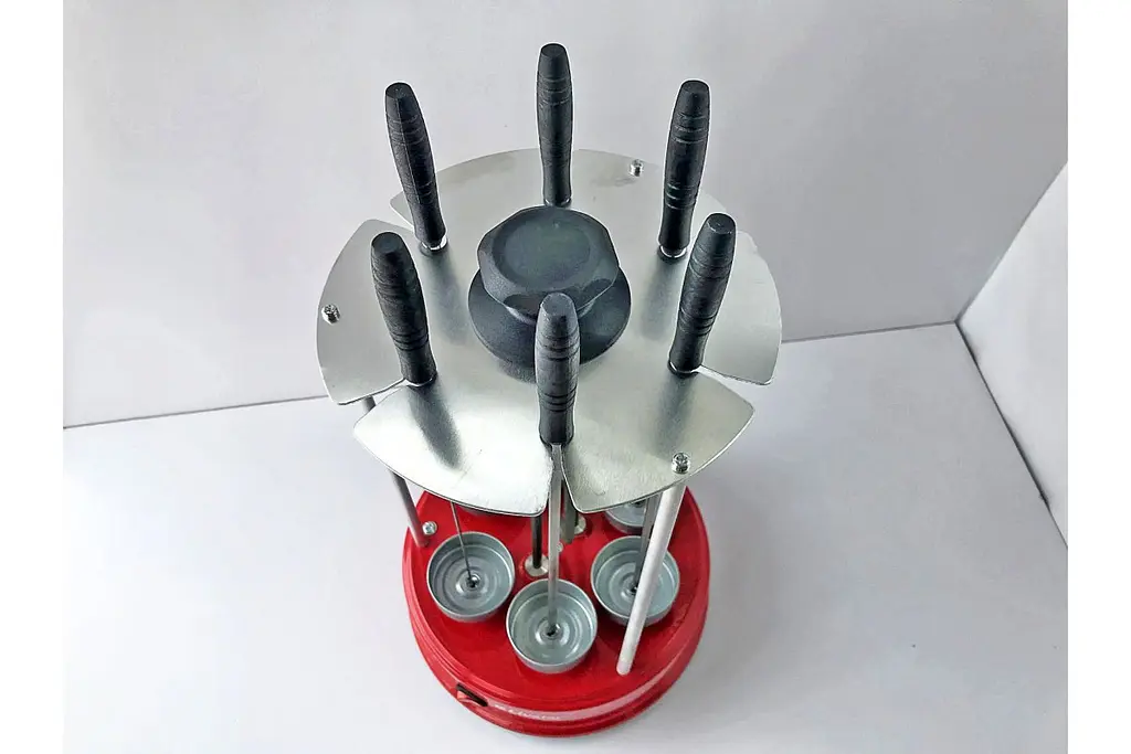 Электро шашлычница Livstar LSU-1320 1000 W - фото 4