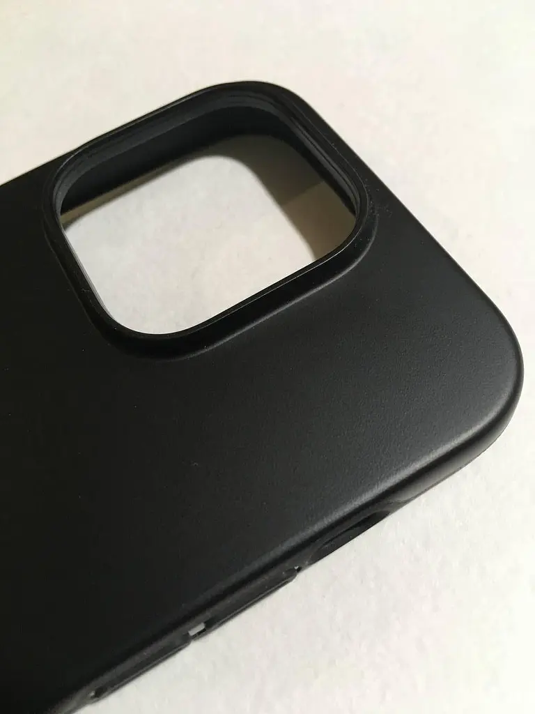 Чохол протиударний Spigen Thin Fit ACS04780 для iPhone 14 Pro (6.1") Black - фото 10