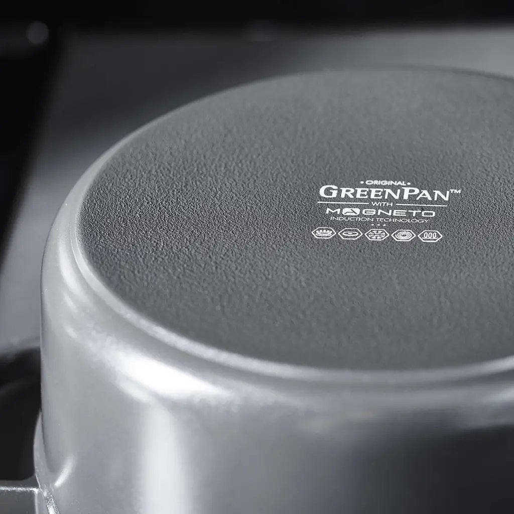 Кастрюля GreenPan Featherweights с крышкой 22 см 3.3 л черная (CC005056-001) - фото 3