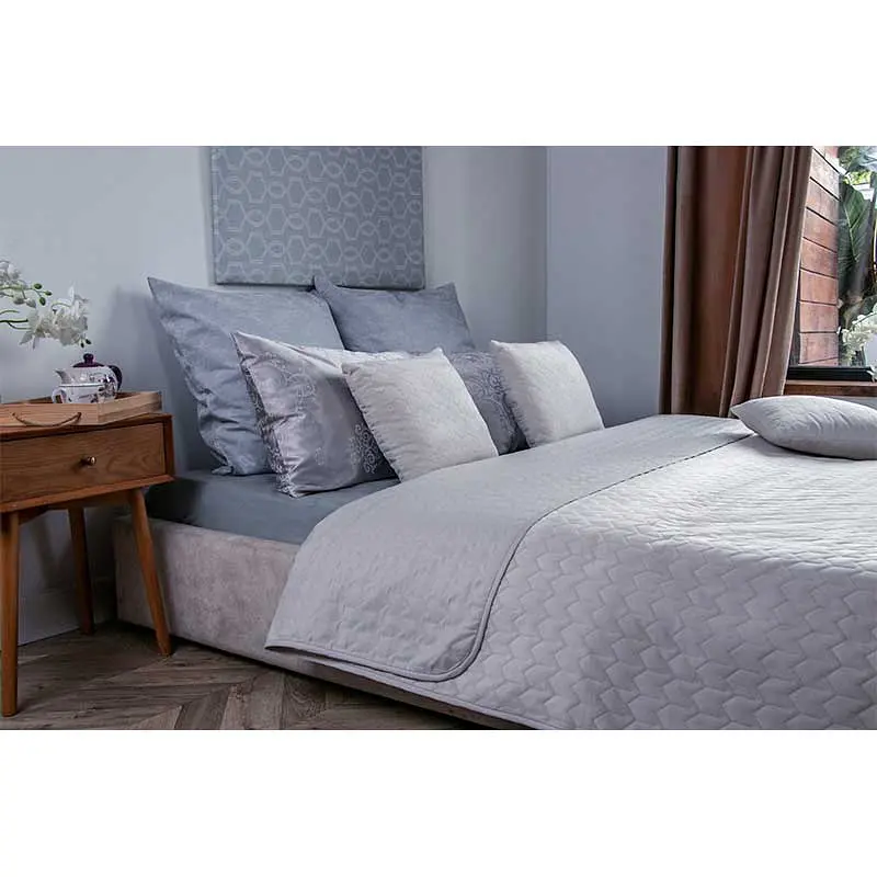 Декоративне покривало Руно VeLour Ice, 220x180 см, молочний (340.55_Ice) - фото 2