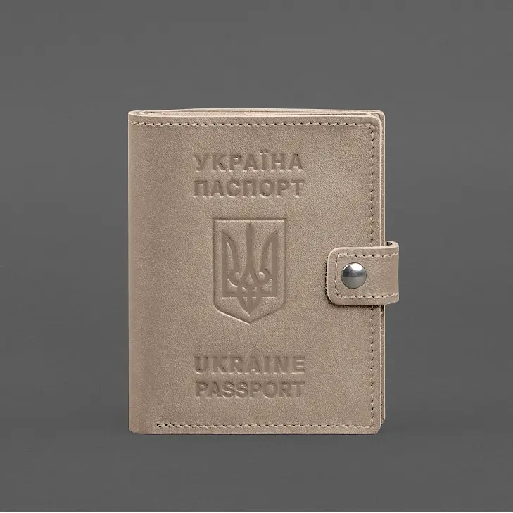 Шкіряна обкладинка-портмоне на паспорт з гербом України 25.1 Світло-бежева - фото 8