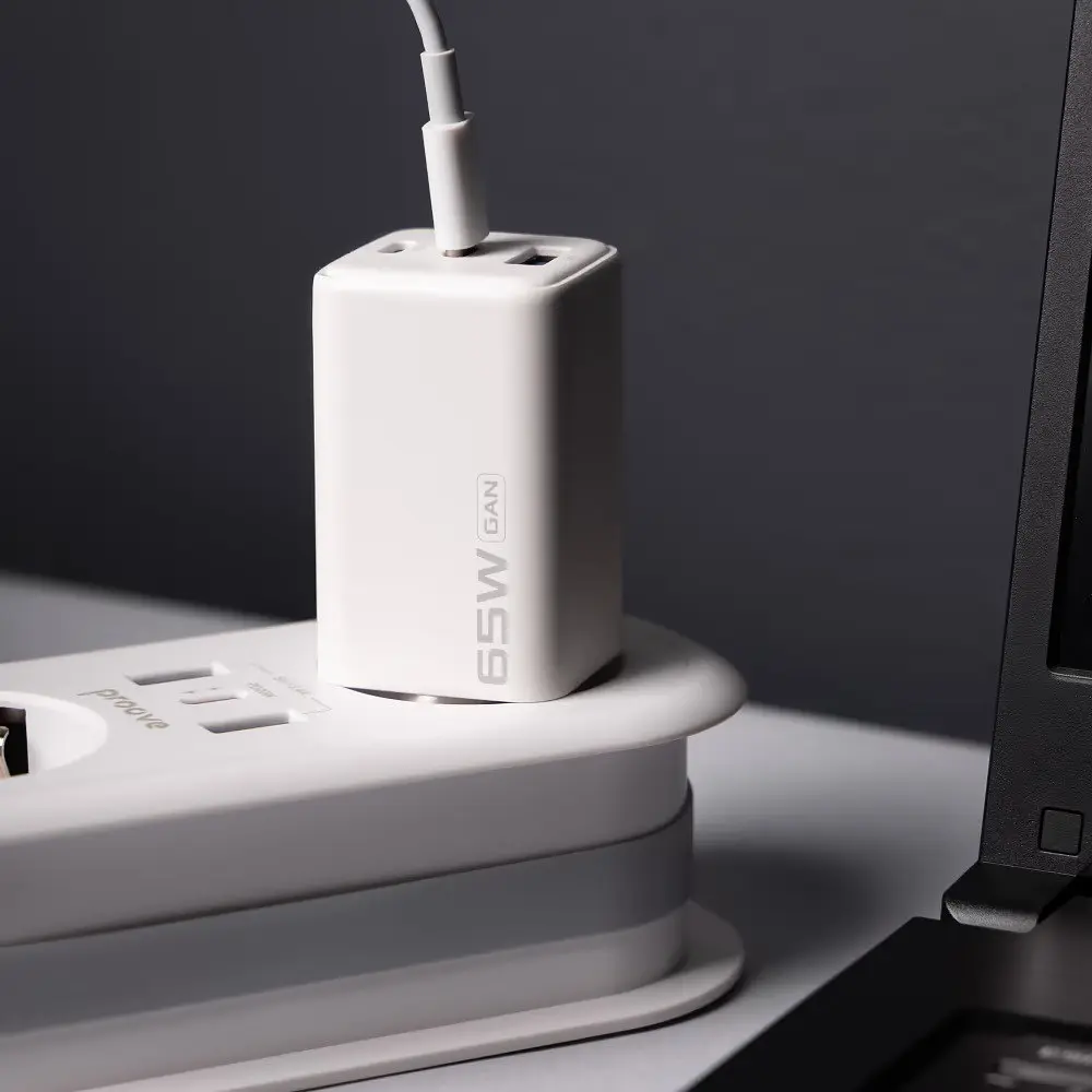 Зарядний пристрій блоків Proove Pocket GaN 65W 3 порти USB-A + 2USB-C білий (WCPG65121202) - фото 8