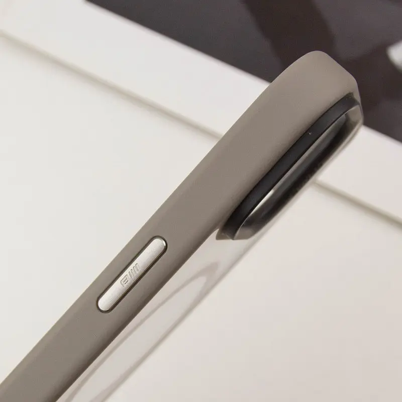 TPU+PC чохол Blueo Skin Friendly Frosted with MagSafe для Apple iPhone 15 (6.1) Сірий / Grey - фото 5