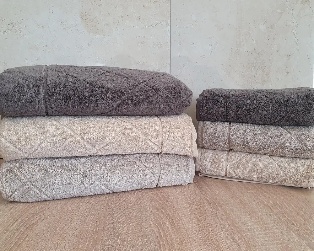 Набір турецьких махрових рушників Cestepe MicroCotton Premium 3 штуки 50x90 + 3 штуки 70х140 Eva 2 щільність 600 г/м2 - фото 5