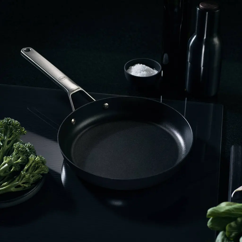 Сковорідка Fiskars Taiten OPTIHEAT™, 24 см (1066946) - фото 3