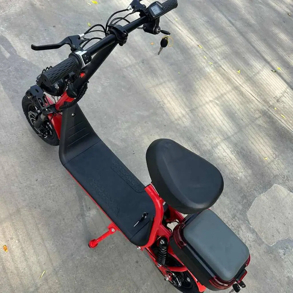 Електросамокат із сидінням 14 дюймів GIANT ZEN U12 MAX (800W, 48V, 15Ah) з кофром-багажником Червоний - фото 3