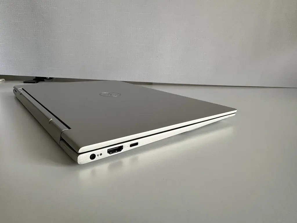 Ноутбук - трансформер Dell Inspiron 13 7391 2-in-1 13.3" (i5-10210U / 8GB / SSD 256GB / 1920x1080 IPS Сенсорний  - фото 9