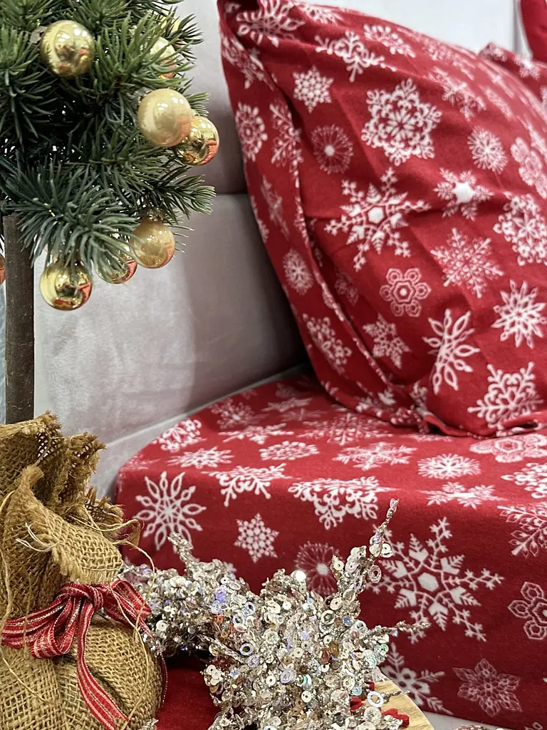 Комплект постільної білизни Ecotton Сімейний 150х215 см теплий із фланелі червоний Сніжинка (24268) - фото 2