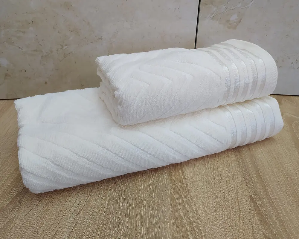 Набір турецьких махрових рушників 50х90+70х140 Gulcan Jacquard Cotton Lux Yeni Cizgili Krem - фото 2