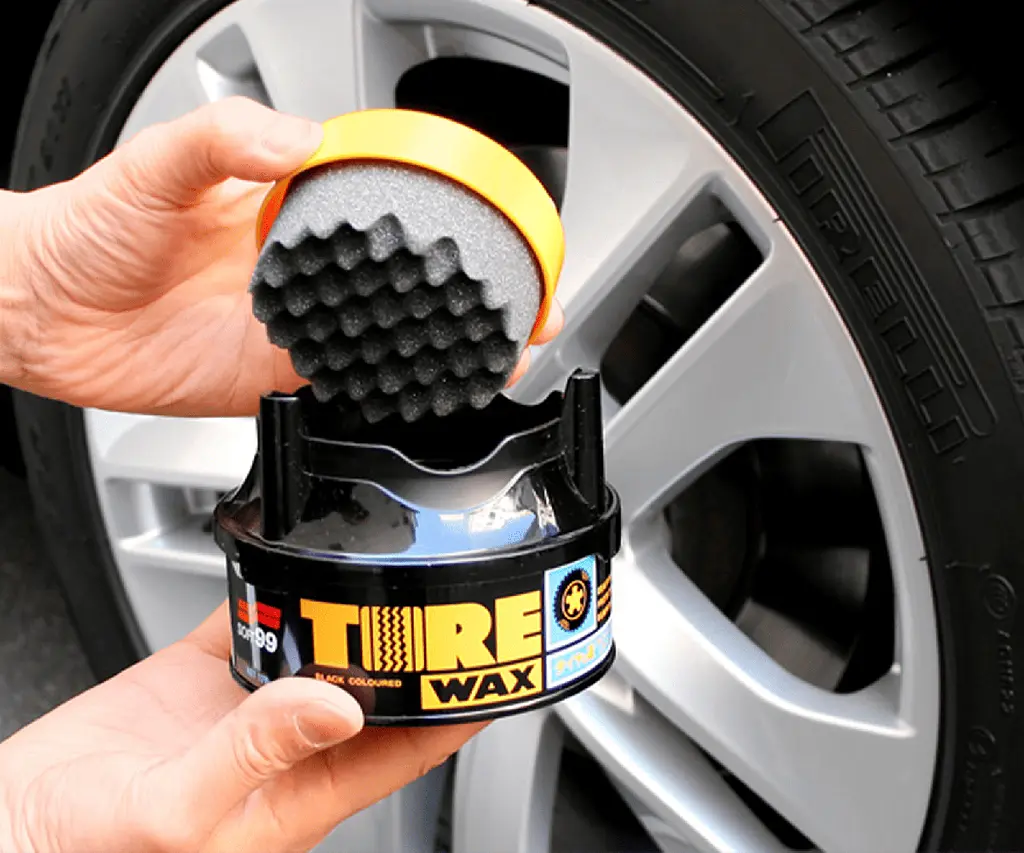 Чорніння для шин SOFT99 Tire Black Wax 170 г воскове покриття для гуми - фото 5