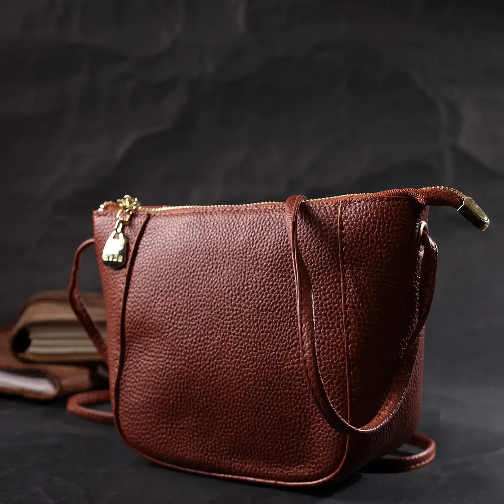 Невелика сумка жіноча через плече з натуральної шкіри Vintage 22300 коричнева - фото 7