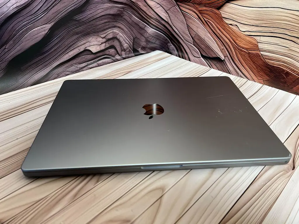 Ноутбук Apple MacBook Pro 16" 2021 M1 MAX/32/512 (PVGC9DR7T2) Б/в - фото 7